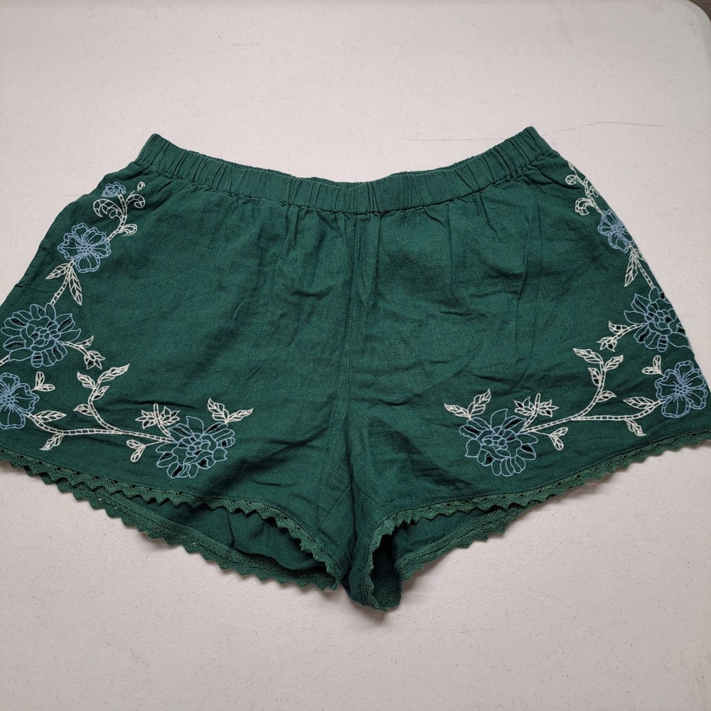 Universal Thread Womens Shorts L Green Embroidered Lace Trim Linen 1985-224